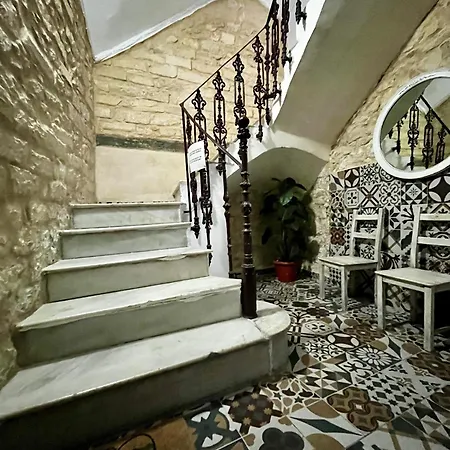 Charming Loft In Old Town *
